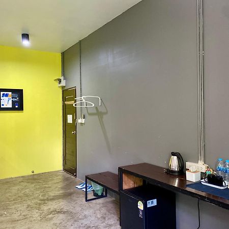 Nokhook House Vandrerhjem Trang Eksteriør bilde